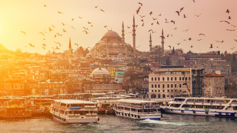 Connecting Constantinople